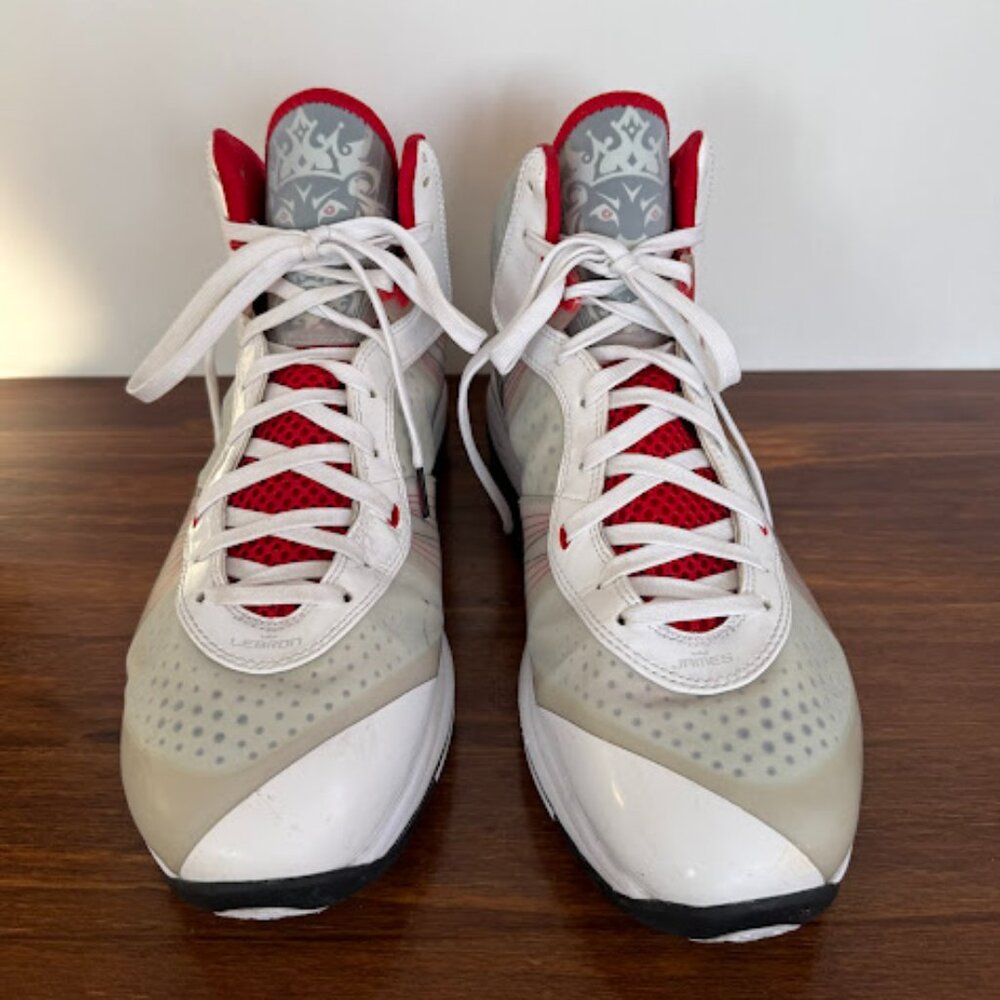 Nike LeBron 8 White Red Black Size 13 High Top Basketball Retro Sneakers - Picture 8 of 12